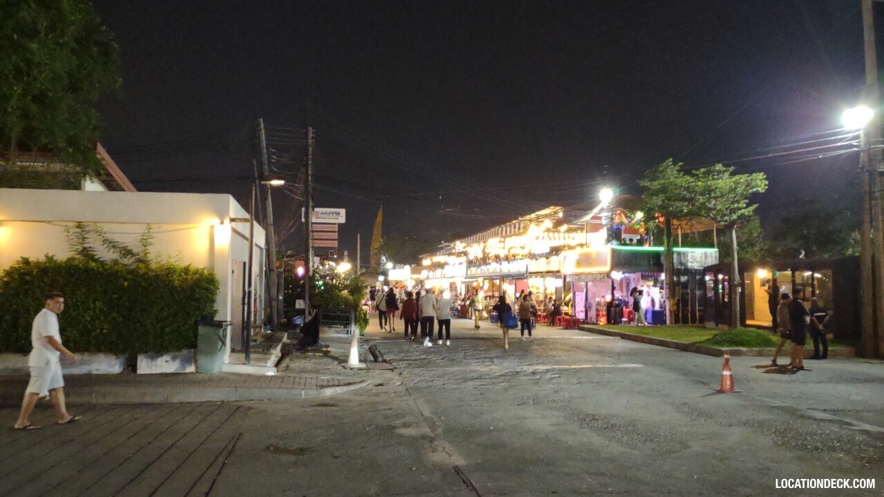 Srinakarin Train Market - Bangkok, Thailand Filming Location