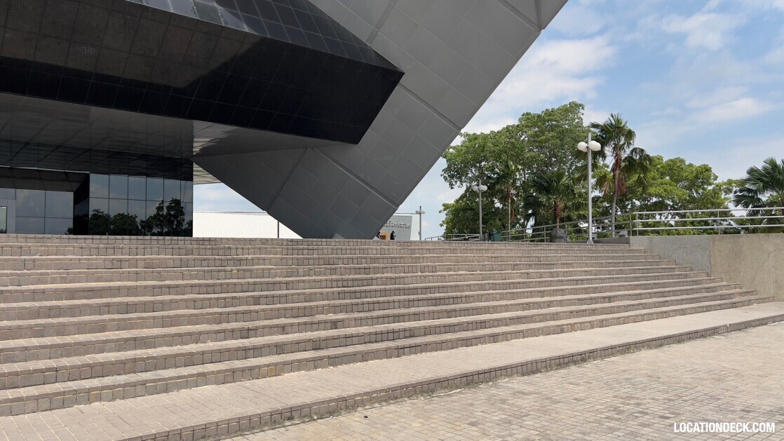 National Science Museum Looktao Building - Pathum Thani, Thailand Filming Location