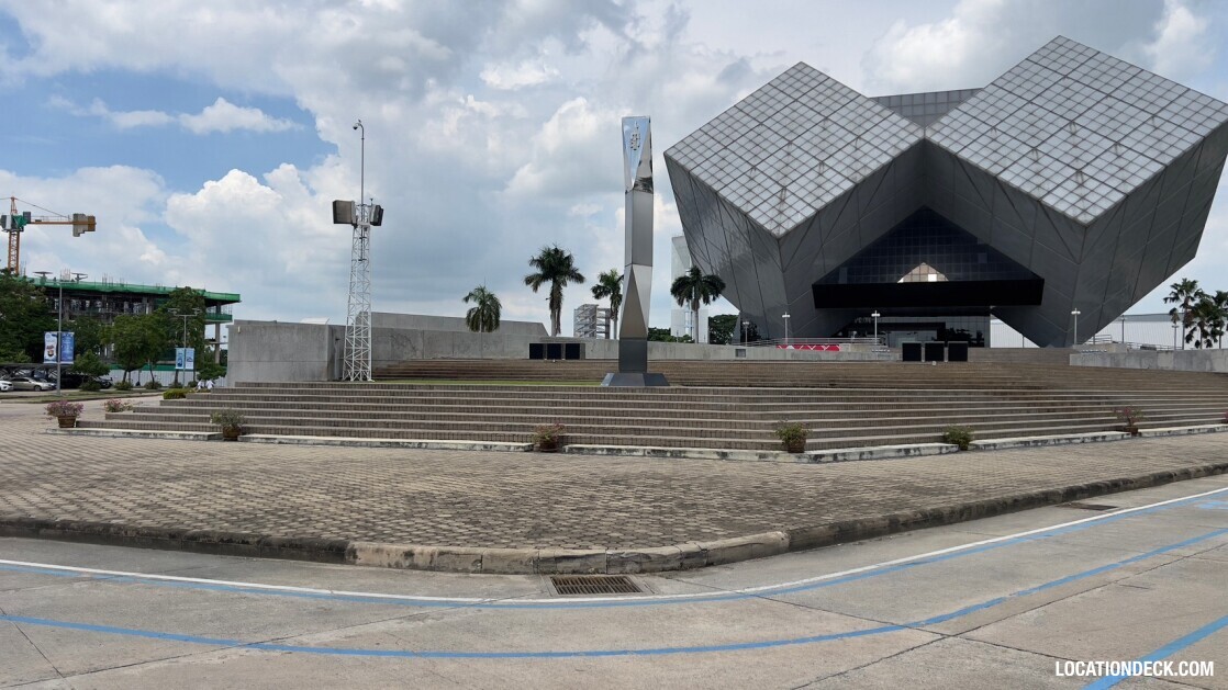 National Science Museum Looktao Building - Pathum Thani, Thailand Filming Location