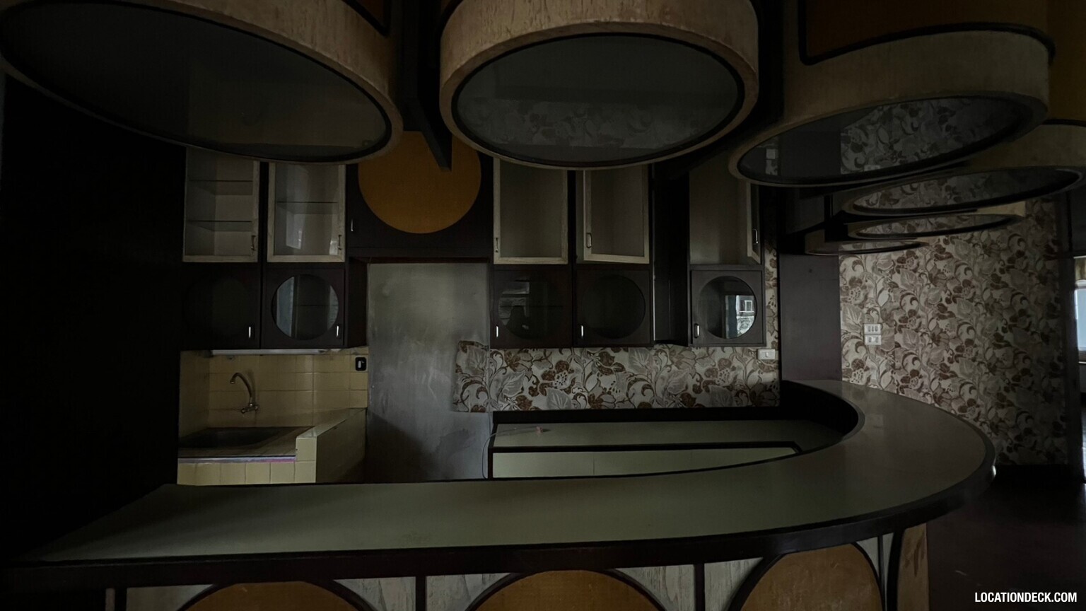 Soi Chalerm Khet 1 - Bangkok, Thailand Filming Location