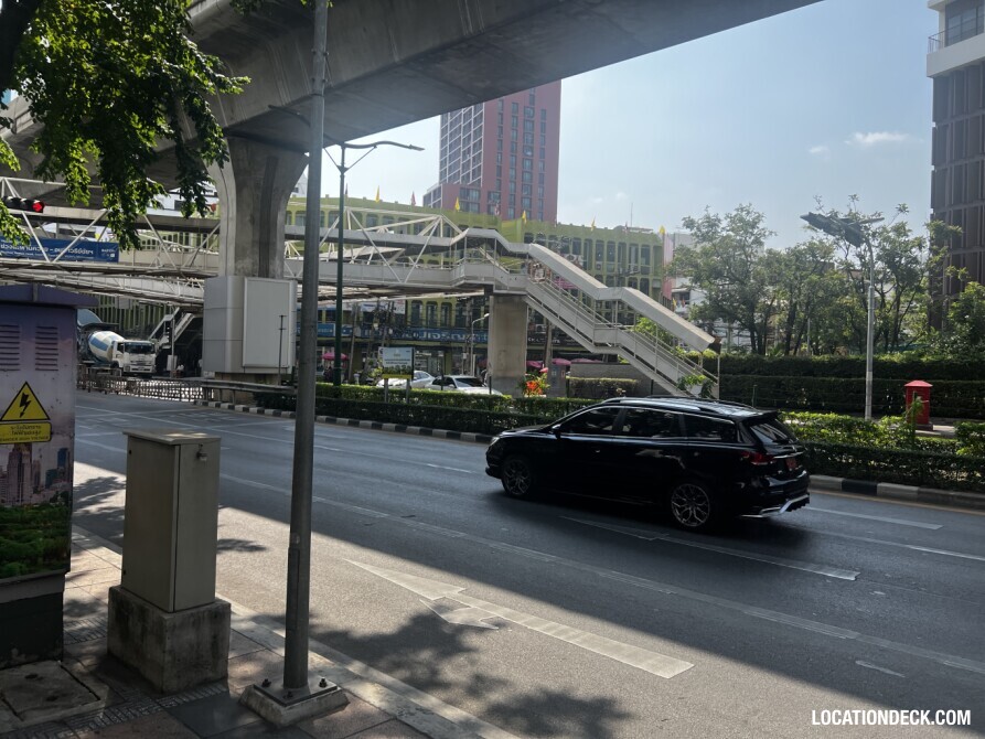 Phaya Thai Ari 3 Bridge - Bangkok, Thailand Filming Location