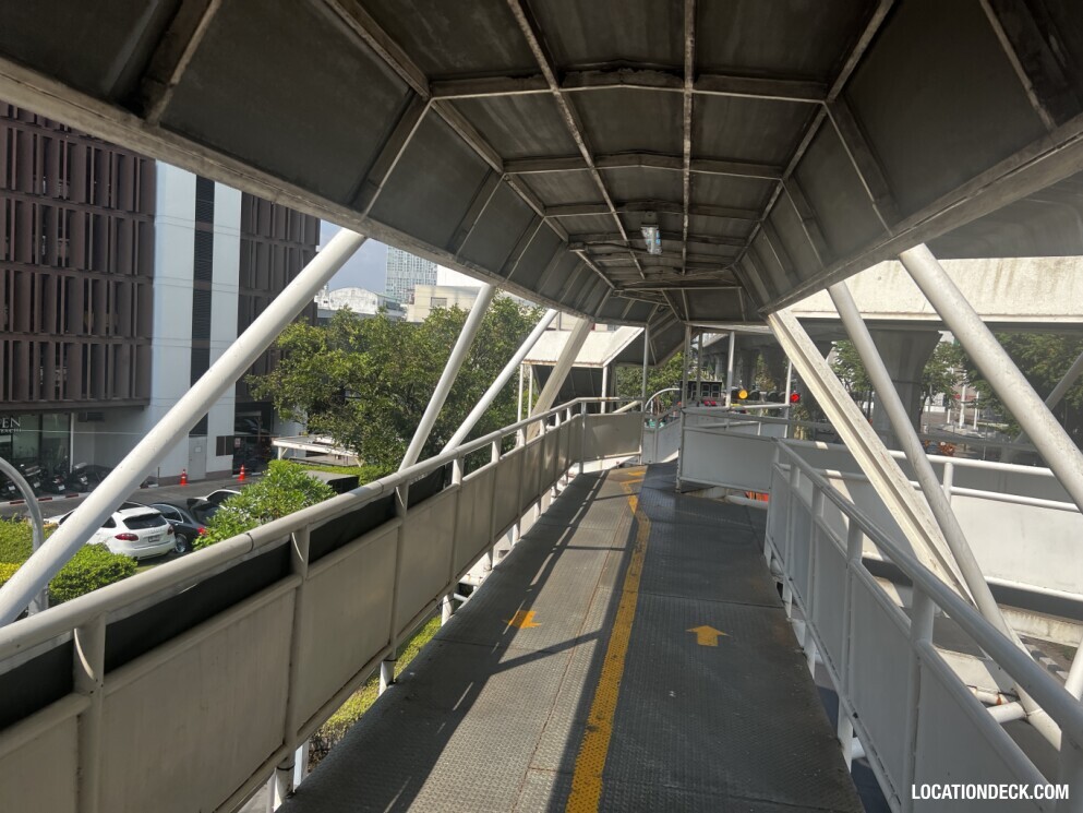 Phaya Thai Ari 3 Bridge - Bangkok, Thailand Filming Location