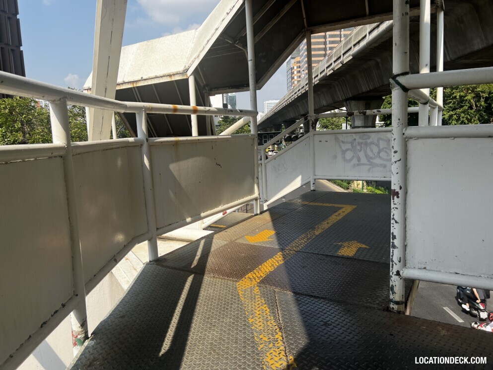 Phaya Thai Ari 3 Bridge - Bangkok, Thailand Filming Location