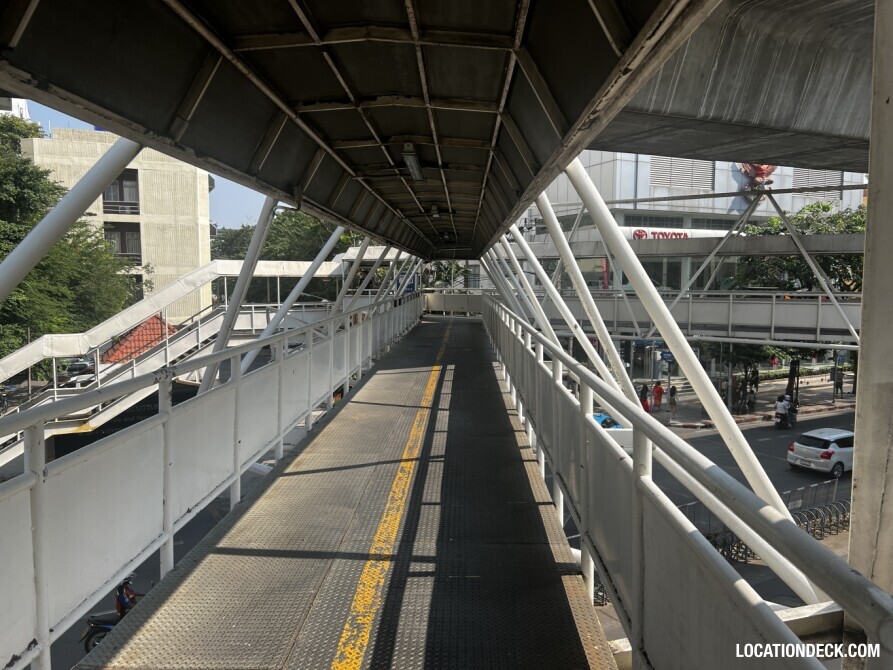 Phaya Thai Ari 3 Bridge - Bangkok, Thailand Filming Location