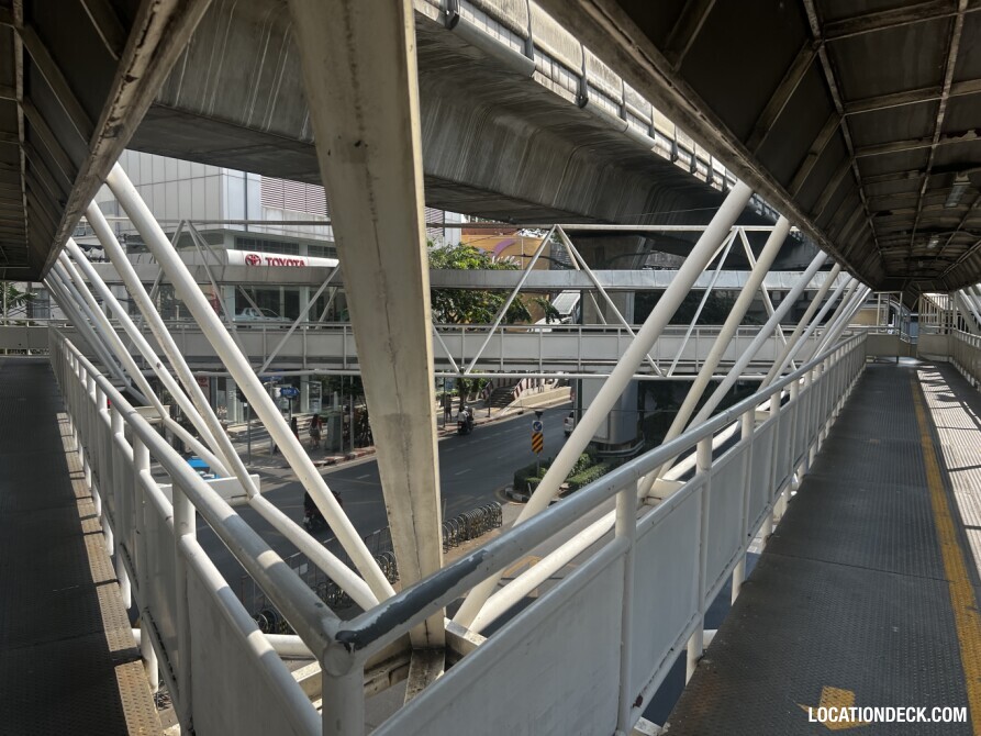Phaya Thai Ari 3 Bridge - Bangkok, Thailand Filming Location