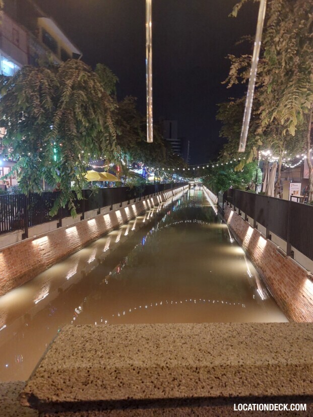 Ong Ang Night Market - Bangkok, Thailand Filming Location