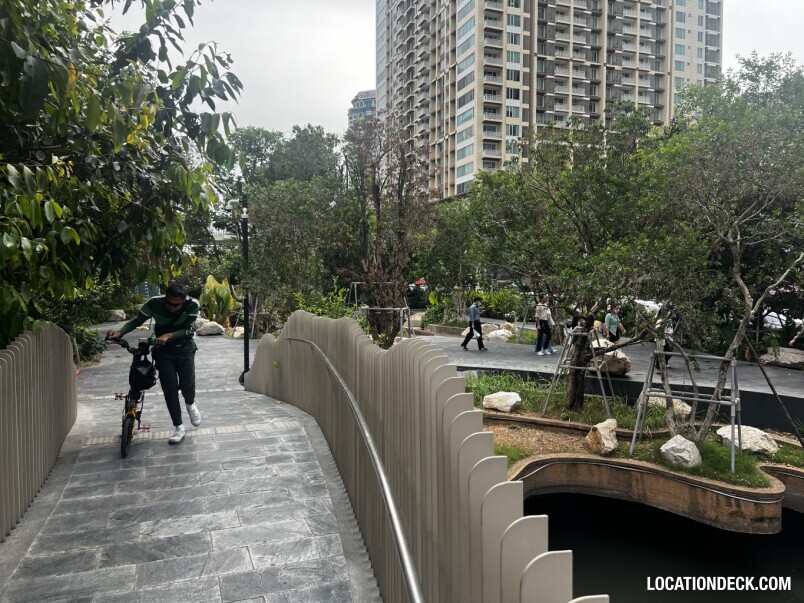 Chong  Nonsri Canal Park - Bangkok, Thailand Filming Location