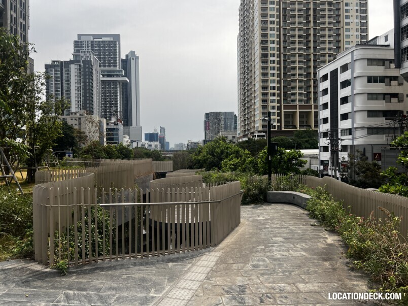 Chong  Nonsri Canal Park - Bangkok, Thailand Filming Location