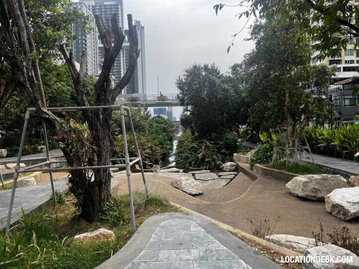 Chong  Nonsri Canal Park - Bangkok, Thailand Filming Location