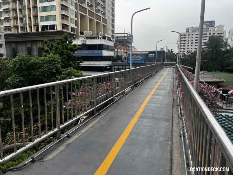 Chong  Nonsri Canal Park - Bangkok, Thailand Filming Location