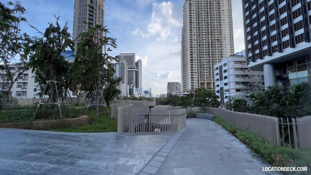 Chong  Nonsri Canal Park - Bangkok, Thailand Filming Location