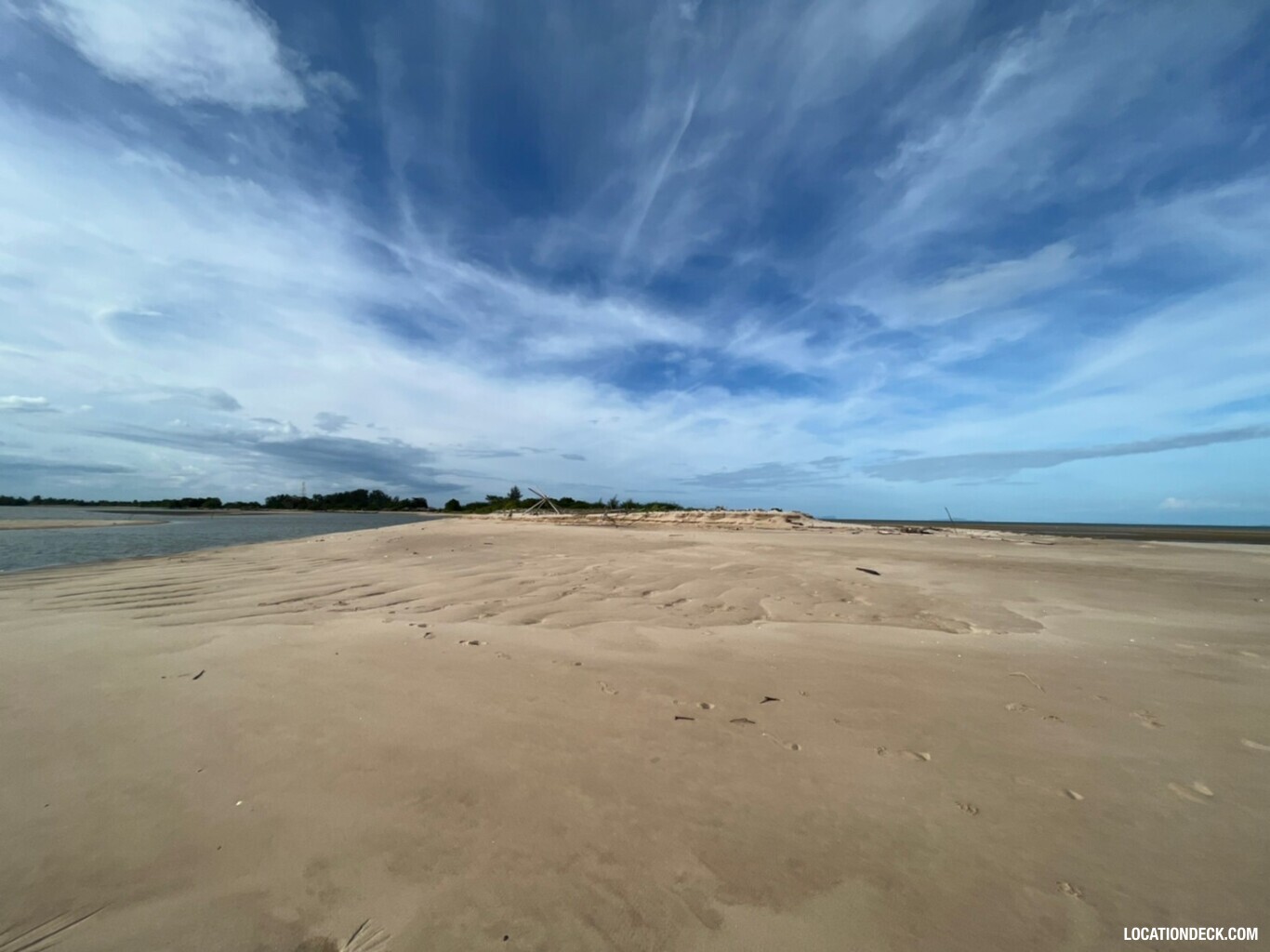 Laem Sui Beach - Surat Thani, Thailand Filming Location