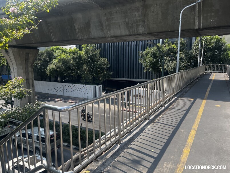 Victory Monument Ari 2 Bridge - Bangkok, Thailand Filming Location