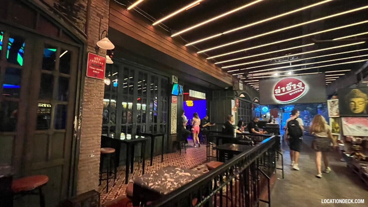 Tha Chang Club - Bangkok, Thailand Filming Location