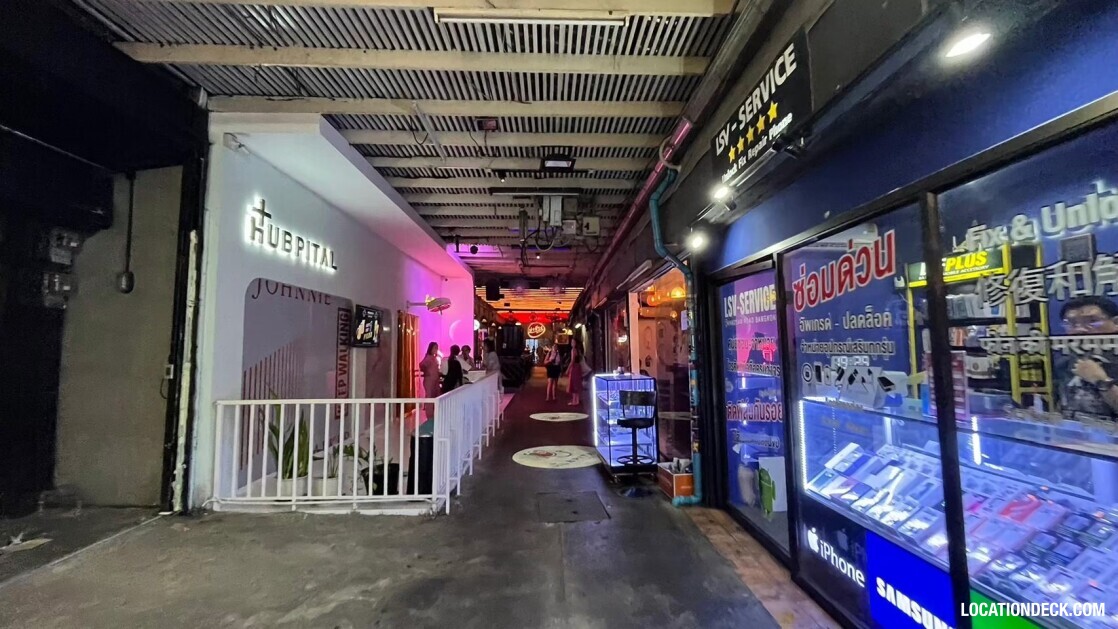 Tha Chang Club - Bangkok, Thailand Filming Location