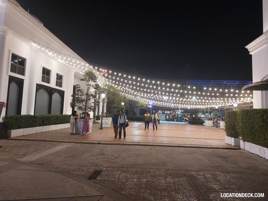 Asiatique Night Market - Bangkok, Thailand Filming Location