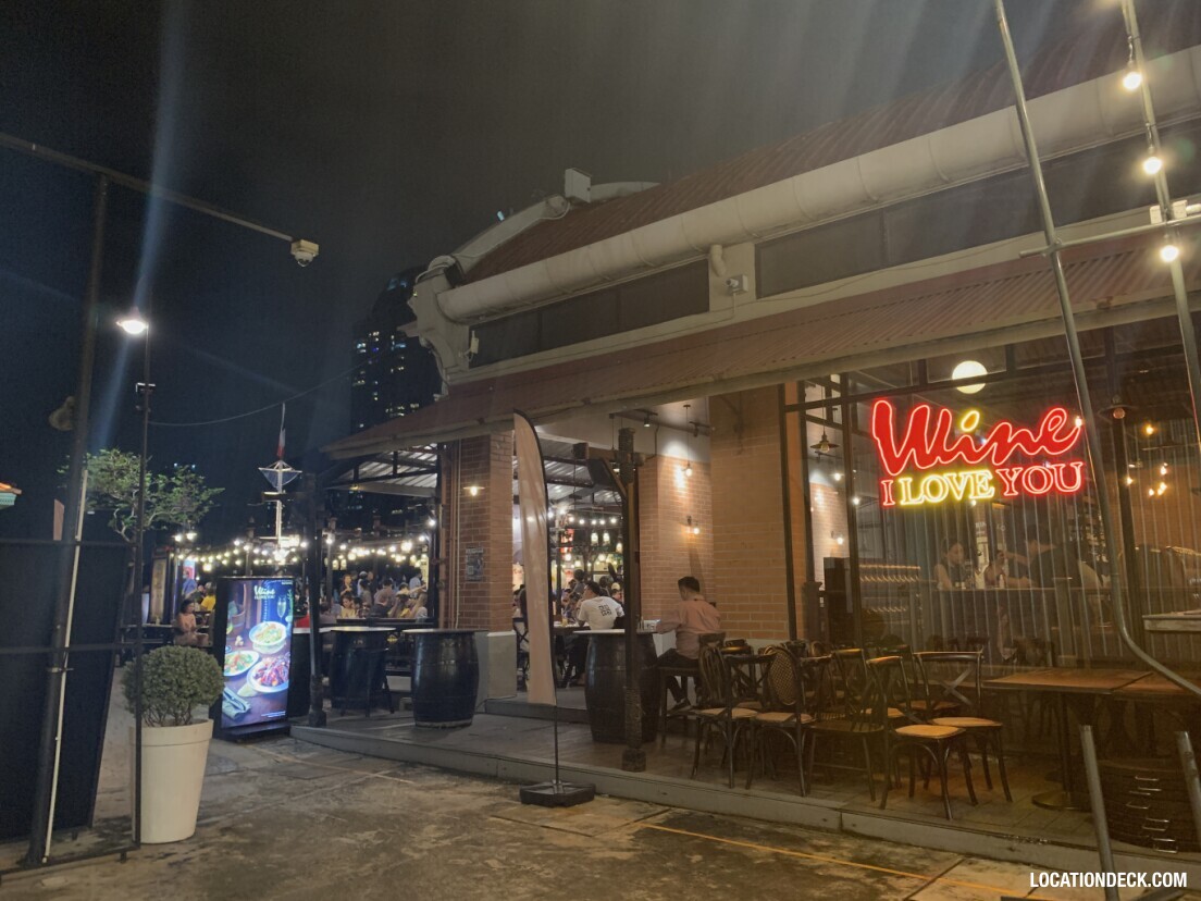 Asiatique Night Market - Bangkok, Thailand Filming Location