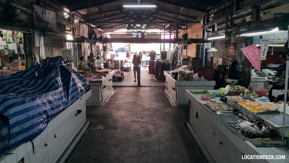 Kosum Ruam Chai Market - Bangkok, Thailand Filming Location