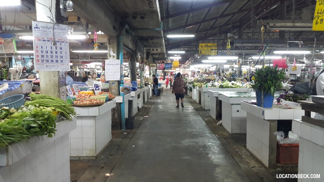 Kosum Ruam Chai Market - Bangkok, Thailand Filming Location