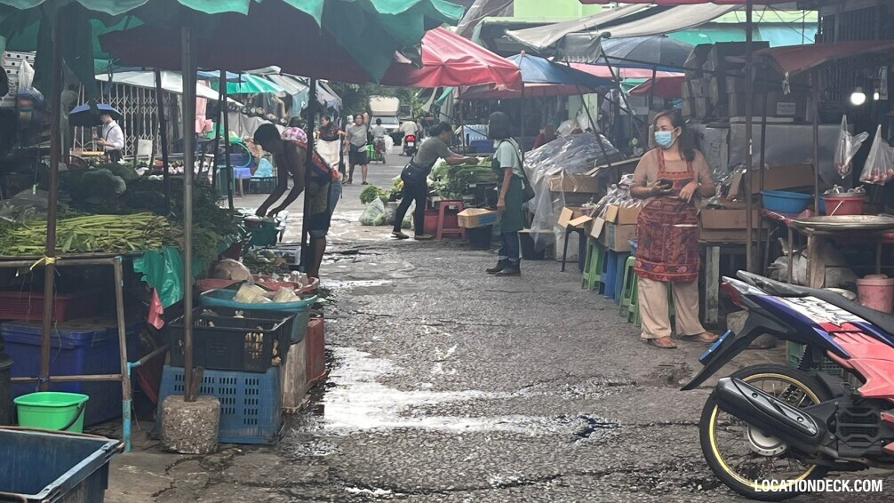 Phra Khanong Fresh Market - Bangkok, Thailand Filming Location