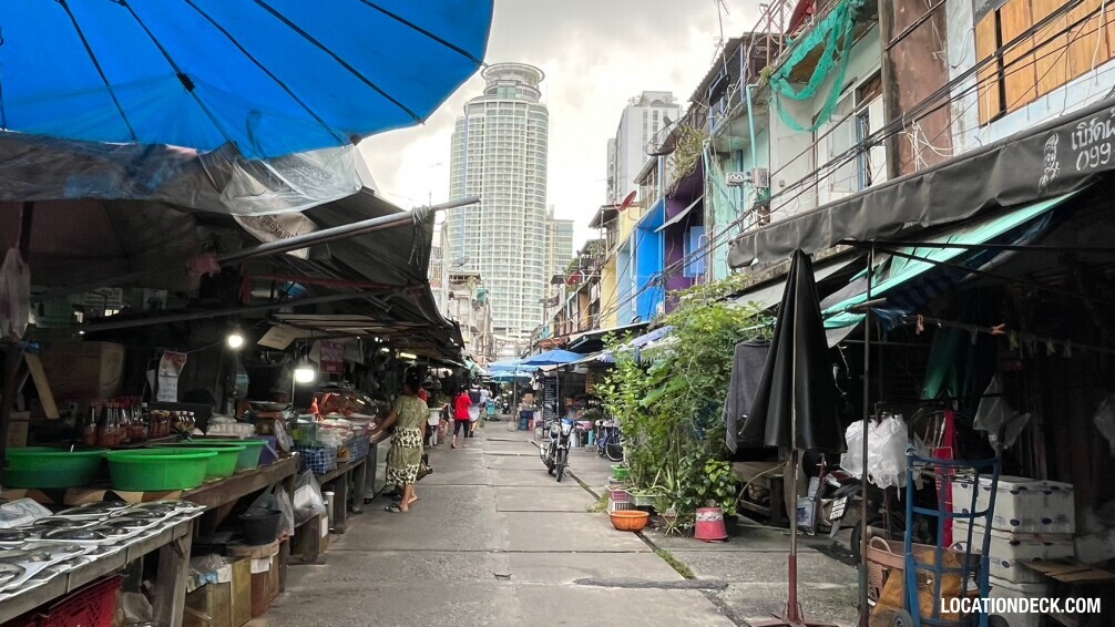 Phra Khanong Fresh Market - Bangkok, Thailand Filming Location