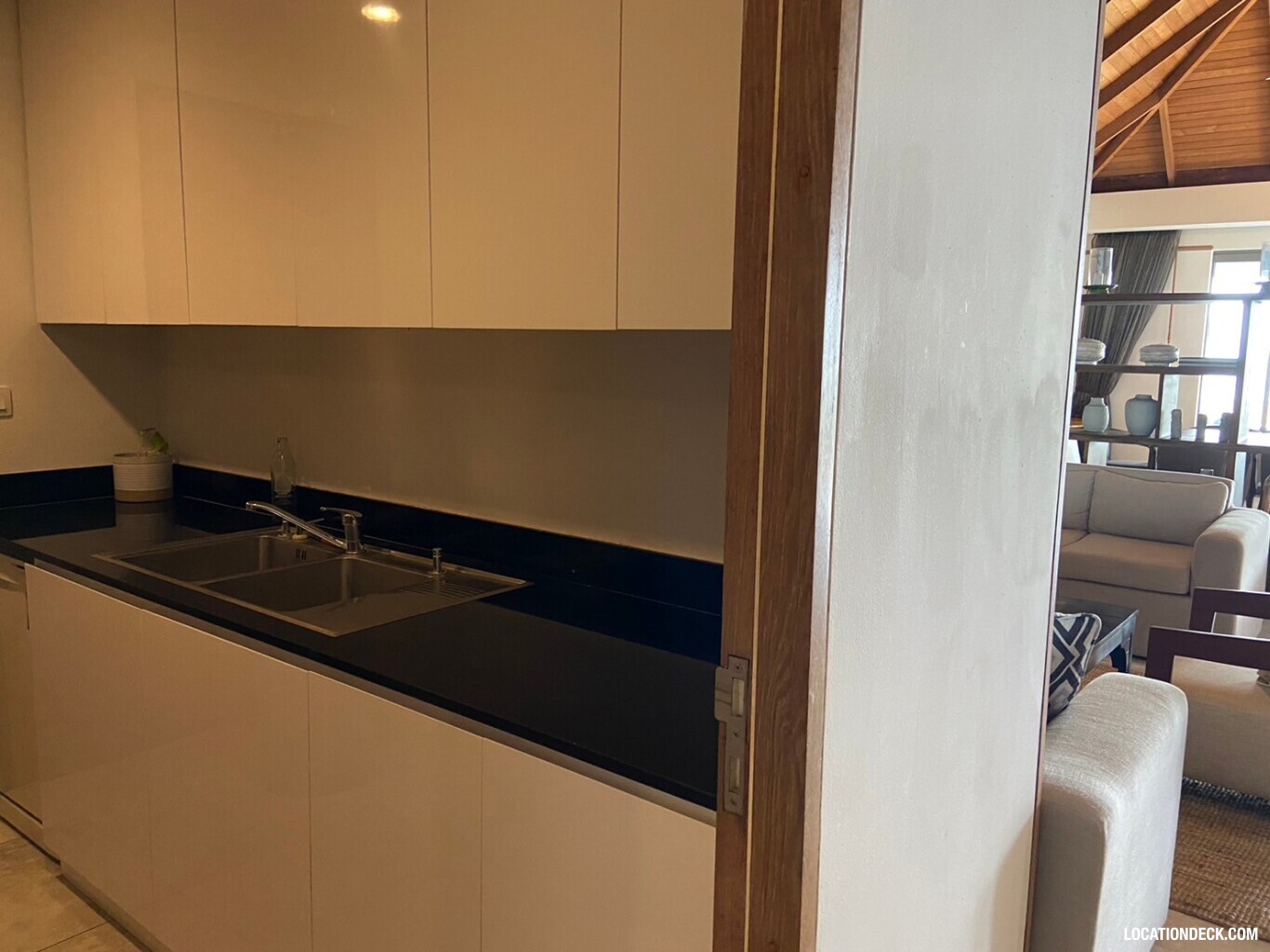 Misskawaan Residences - Surat Thani, Thailand Filming Location